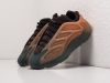 Кроссовки Adidas Yeezy Boost 700 v3 коричневые мужские 10796-01