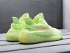 Кроссовки Adidas Yeezy 350 Boost v2 зеленые мужские 4697-01