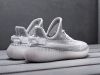 Кроссовки Adidas Yeezy 350 Boost v2 белые мужские 3268-01