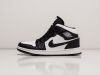 Кроссовки Nike Air Jordan 1 Mid разноцветные женские 13582-01