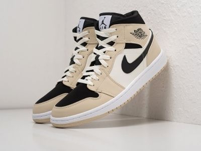 Кроссовки Nike Air Jordan 1 Mid