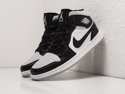 Кроссовки Nike Air Jordan 1 Mid