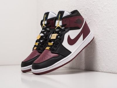 Кроссовки Nike Air Jordan 1 Mid