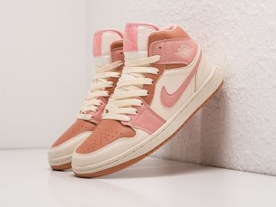 Кроссовки Nike Air Jordan 1 Mid