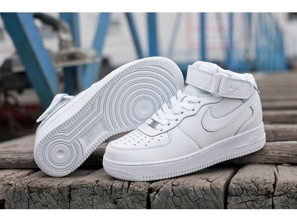 Кроссовки Nike Air Force 1